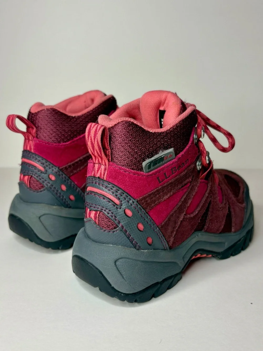 L.L.Bean Kids Size 1 Hiking Shoes Burgundy Red Suede Trail Sneakers
